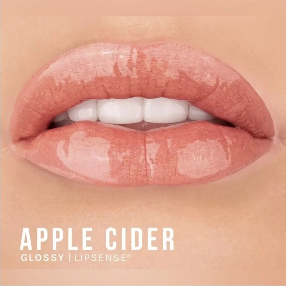 New LipSense Cream Pink Glossy lip color